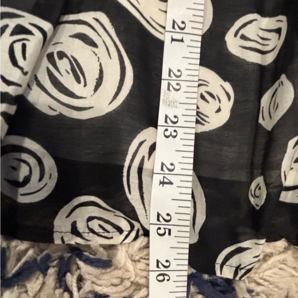 Gerard Darel Black Skirt with White Swirl Print with tie belt size 40/8 - Picture 4 of 8